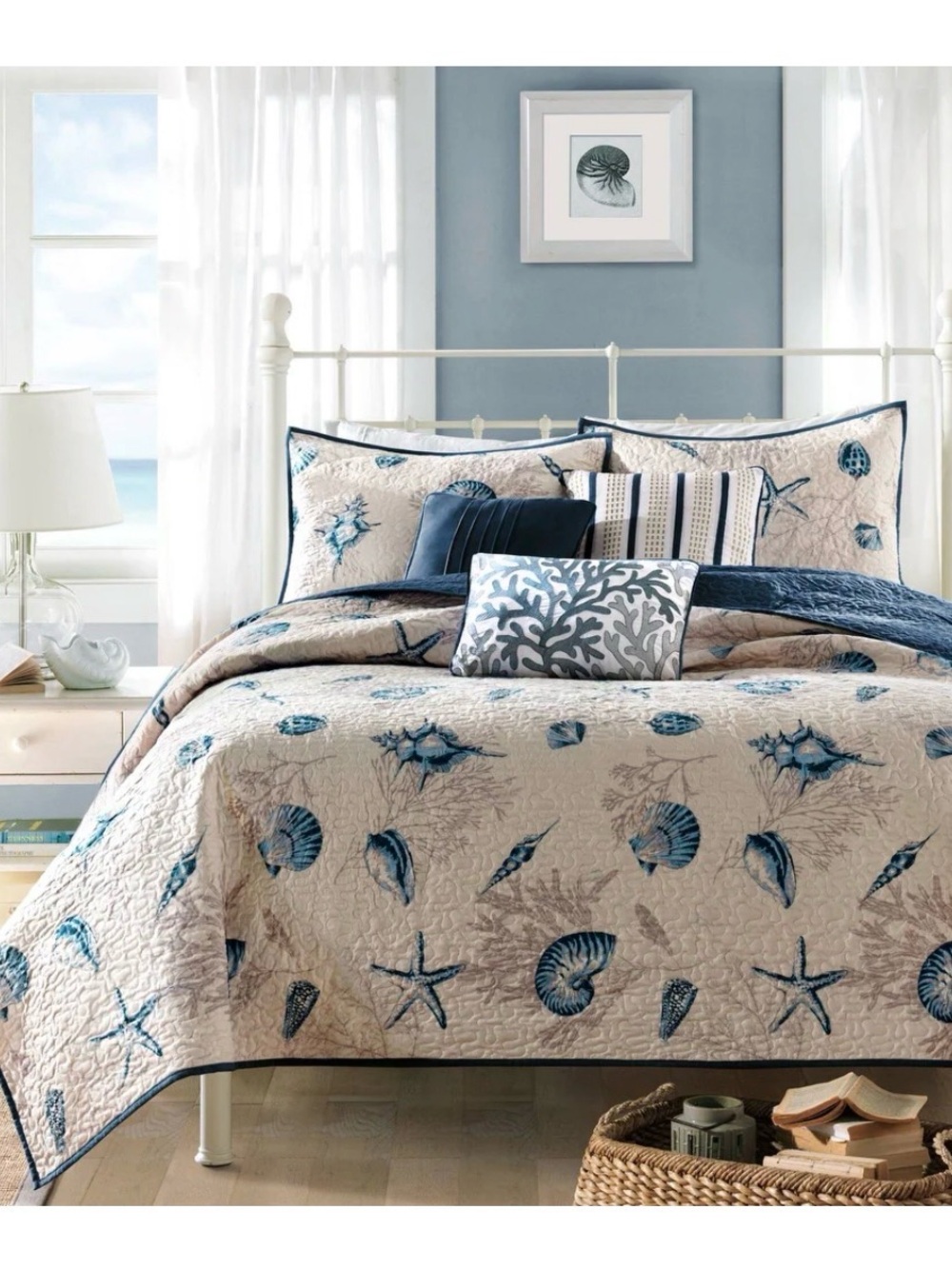 Madison Park Bayside Quilted Twin size Seashell Quilt Set - Blue and Cream!